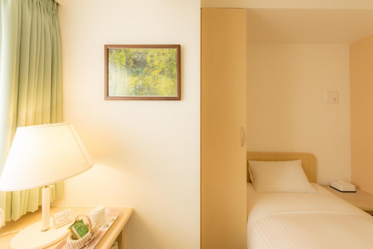 Hotel Famy Inn Kinshicho Tokio Zewnętrze zdjęcie